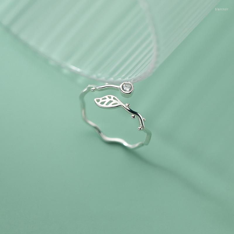 Wedding Rings Creative Fresh Sweet Branch Leaf French Wave Temperament Personality Fashion Female Trendy Resizable Opening 
Wedding Rings Creative Fresh Sweet Branch Leaf French Wave Temperament Personality Fashion Female Trendy Resizable Opening