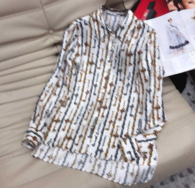 Brand Blouses Shirts Colorful Chain Print Single Row Button Lapel Shirt Irregular Hem Design Long Sleeve Silk Tops Spring And Summer Women Apparel 1970
Brand Blouses Shirts Colorful Chain Print Single Row Button Lapel Shirt Irregular Hem Design Long Sleeve Silk Tops Spring And Summer Women Apparel 1970