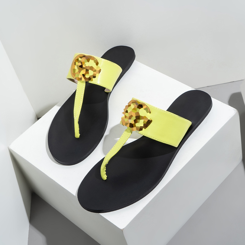 Summer womens Slippers Designer Slides Metallic Slide Sandals Flip Flops Slippers For men Casual Beach Walk Slippers Fashion Low heel Flat slipper Shoes Size 37-42, Pink
Summer womens Slippers Designer Slides Metallic Slide Sandals Flip Flops Slippers For men Casual Beach Walk Slippers Fashion Low heel Flat slipper Shoes Size 37-42, Pink