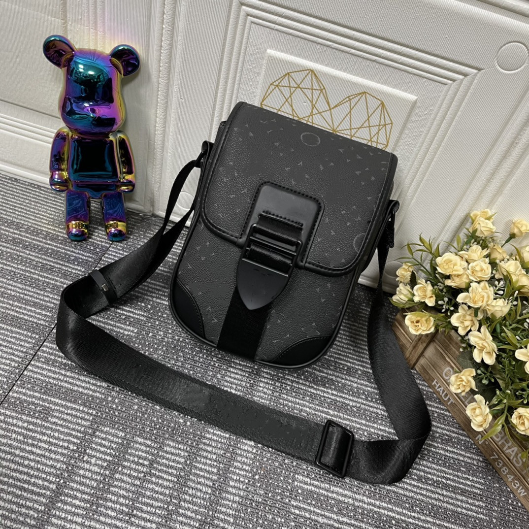 L Designer bags shoulder bag leather Monograms Macassar crossbody bag mens Luxury purse tote messenger wallet backpacks 46442 card holder