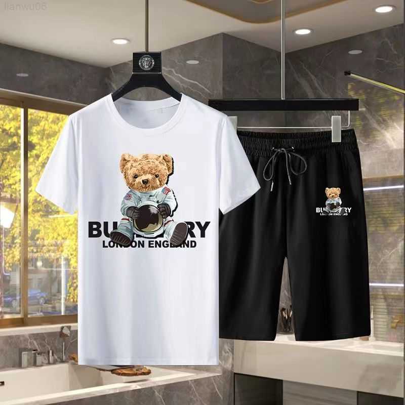 Men' T-Shirts Summer Cotton T Shirt and Shorts Set Luxury Brand Short Sleeve Men' TShirt Bear Print Women T Shirt 2 Piece Suit Free Shipping Z0221, Black-small logo
Men' T-Shirts Summer Cotton T Shirt and Shorts Set Luxury Brand Short Sleeve Men' TShirt Bear Print Women T Shirt 2 Piece Suit Free Shipping Z0221, Black-small logo
