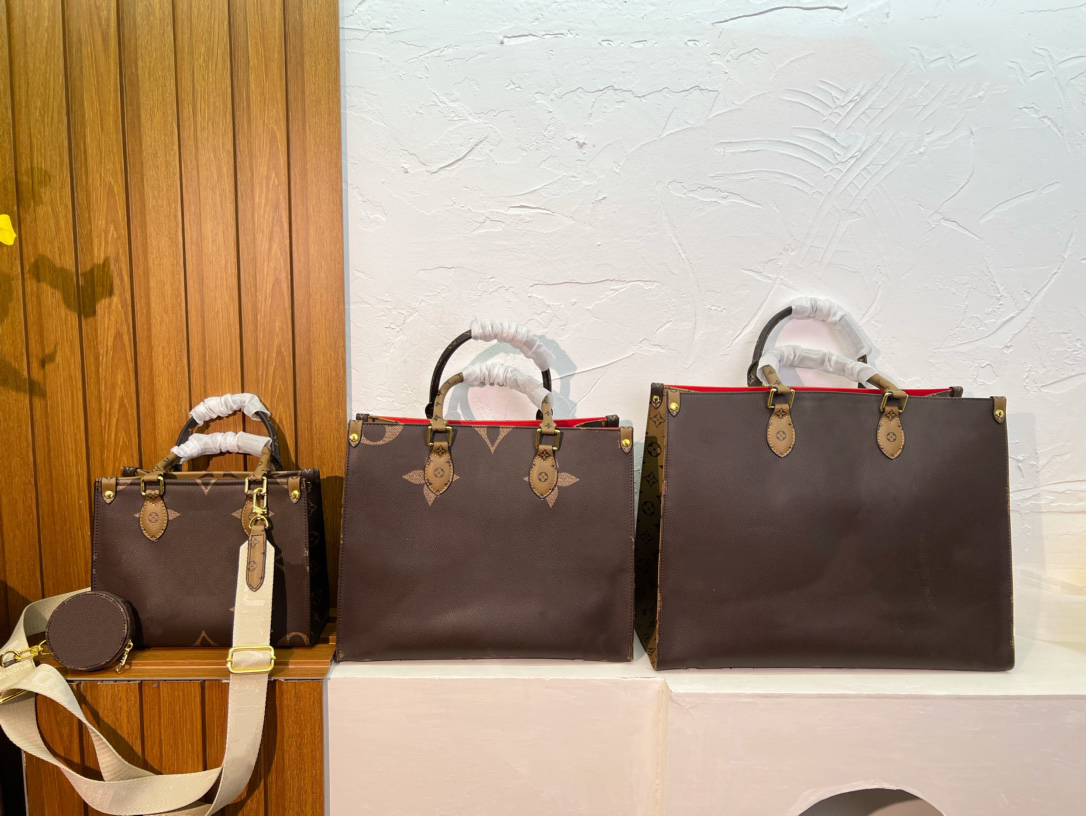 Classic OnTheGo Bag Old Brown Flower The Tote Womens Designer Shoulder Colorful Canvas Leather Handbag Large Capacity on The Go Handle Bags neveres fulles, 25cm
Classic OnTheGo Bag Old Brown Flower The Tote Womens Designer Shoulder Colorful Canvas Leather Handbag Large Capacity on The Go Handle Bags neveres fulles, 25cm