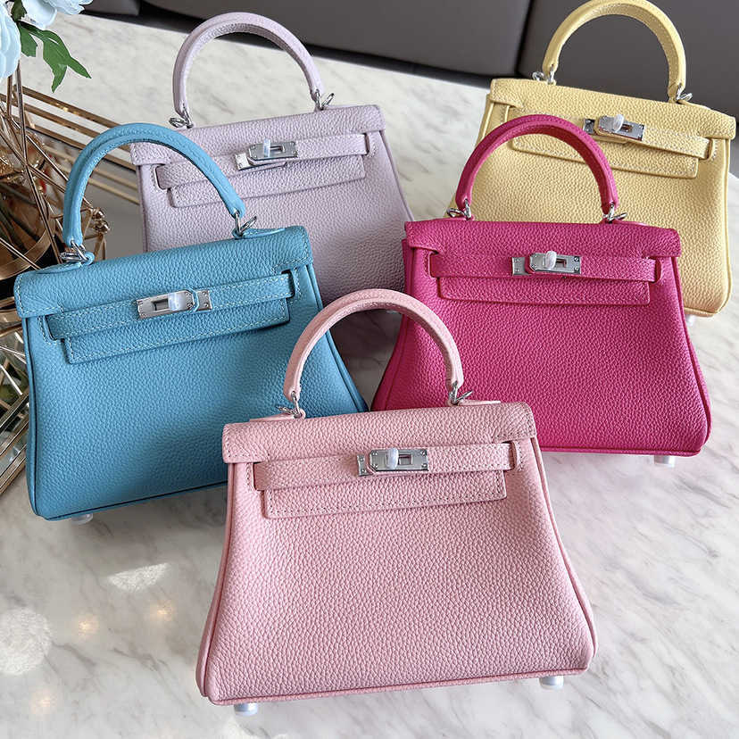 Fashion Women's Bag 75%off Leather Mini Women's Cowhide Single-shoulder Crossbody Bag Luxury Designer Handbags Bags Purse, Elephant grey 20cm silver buckle
Fashion Women's Bag 75%off Leather Mini Women's Cowhide Single-shoulder Crossbody Bag Luxury Designer Handbags Bags Purse, Elephant grey 20cm silver buckle