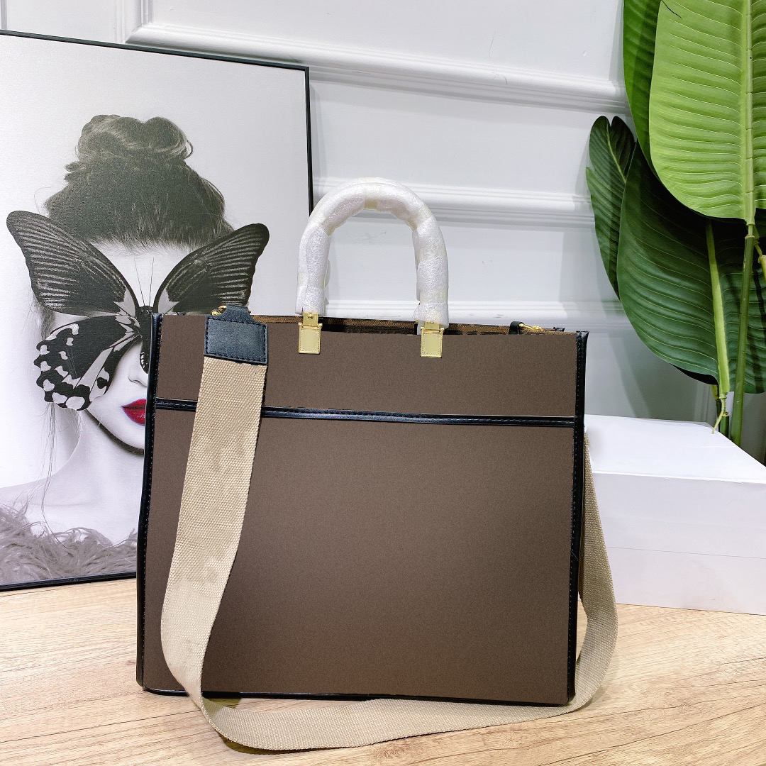 weekend sunshine Shopping large tote Bag Women's mens Luxury designer purses Crossbody fashion Genuine Leather glass Luxury Shoulder Simple Classic retro Bags, Mon0gram stripe
weekend sunshine Shopping large tote Bag Women's mens Luxury designer purses Crossbody fashion Genuine Leather glass Luxury Shoulder Simple Classic retro Bags, Mon0gram stripe