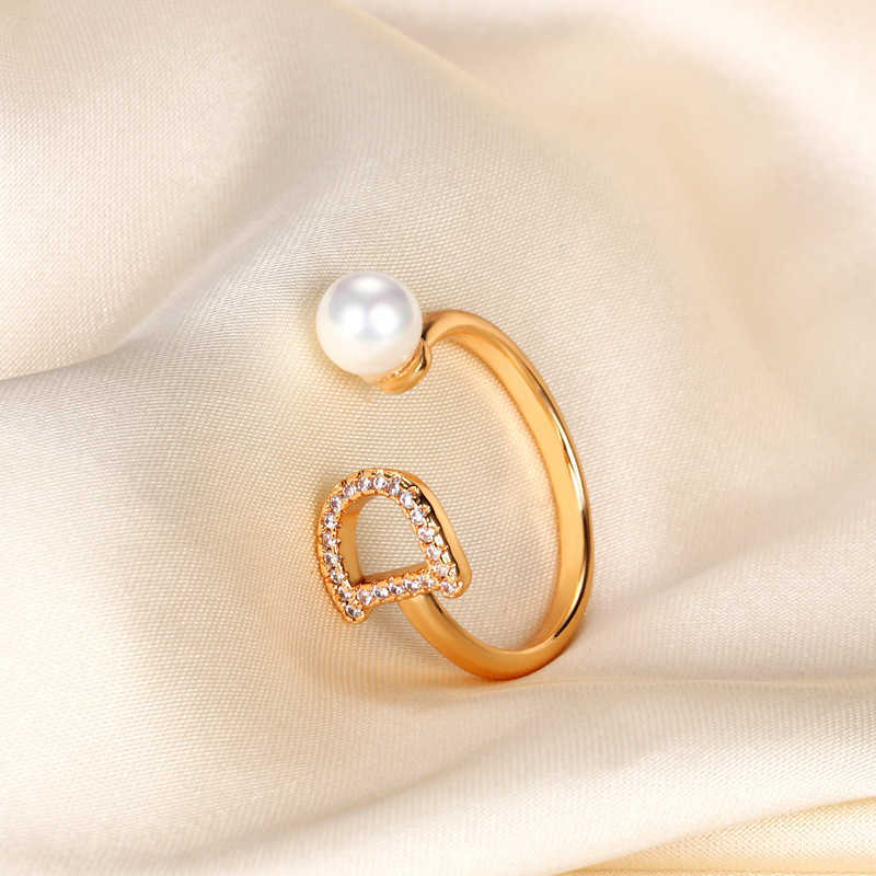 European Brand Gold Plated Letter D Ring Fashion Pearl Ring Vintage Charms Rings for Wedding Party Vintage Finger Band Ring Jewelry
European Brand Gold Plated Letter D Ring Fashion Pearl Ring Vintage Charms Rings for Wedding Party Vintage Finger Band Ring Jewelry