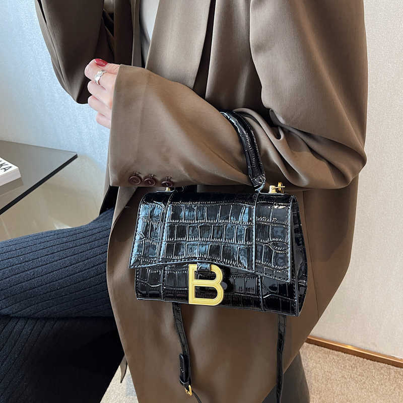 Women Bags Trend Handbags 55%off One Shoulder Crossbody Hourglass Women's Bag Female Totes Shoulder Handbags for Women LSPG, Red12
Women Bags Trend Handbags 55%off One Shoulder Crossbody Hourglass Women's Bag Female Totes Shoulder Handbags for Women LSPG, Red12