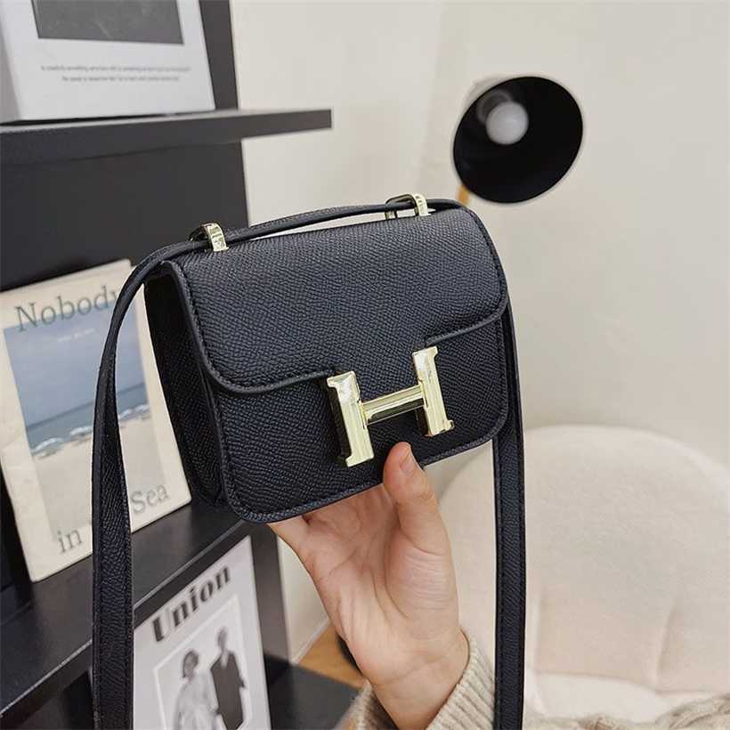 22% OFF handbag 2023 fashionable new Bag mini shoulder diagonal Kangkang net red tofu bag, White
22% OFF handbag 2023 fashionable new Bag mini shoulder diagonal Kangkang net red tofu bag, White