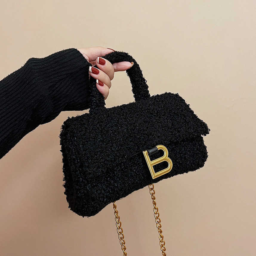 Women Bags Trend Handbags 55%off chain one-shoulder messenger women's versatile hourglass bags Female Totes Shoulder Handbags for Women, Black4
Women Bags Trend Handbags 55%off chain one-shoulder messenger women's versatile hourglass bags Female Totes Shoulder Handbags for Women, Black4