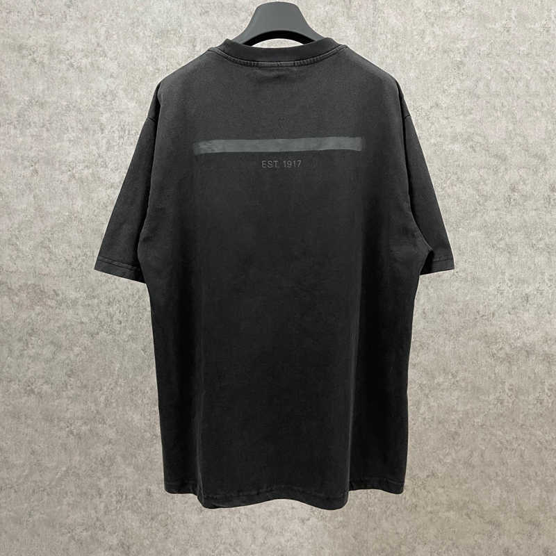 EST 1917 Letter Printed Tee Black Fashion Man Women T-shirt Hip Hop Summer Oversize Style FZTX1832
EST 1917 Letter Printed Tee Black Fashion Man Women T-shirt Hip Hop Summer Oversize Style FZTX1832