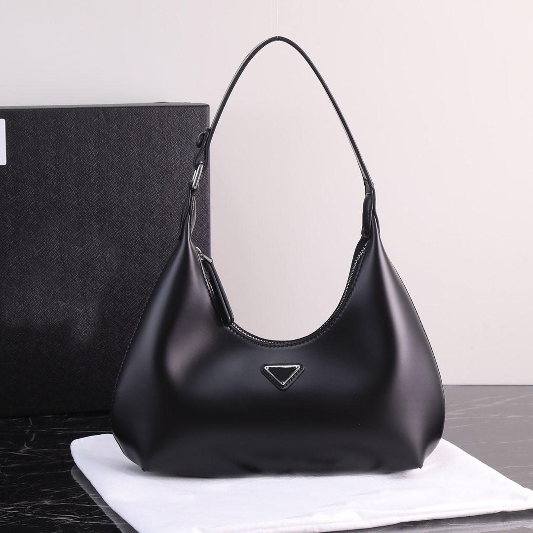 Mirror Quality shiny Cleo underarm Designer luxury bag shopping Women Lady Handbags Shoulder crossbody Tote Purse Genuine Leather calfskin wallet purse P8812
Mirror Quality shiny Cleo underarm Designer luxury bag shopping Women Lady Handbags Shoulder crossbody Tote Purse Genuine Leather calfskin wallet purse P8812