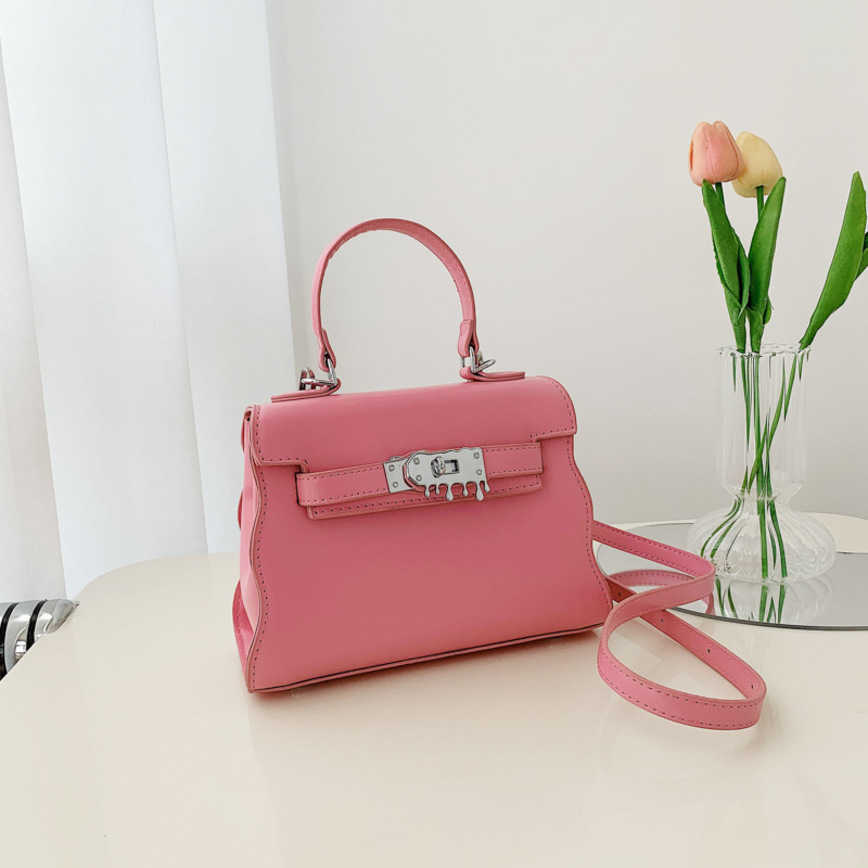 2023 Women Bags Factory Handbags 55%off Women's s Single Shoulder Crossbody Versatile Bag Designer Luxury Shoulder Handbags, White7
2023 Women Bags Factory Handbags 55%off Women's s Single Shoulder Crossbody Versatile Bag Designer Luxury Shoulder Handbags, White7