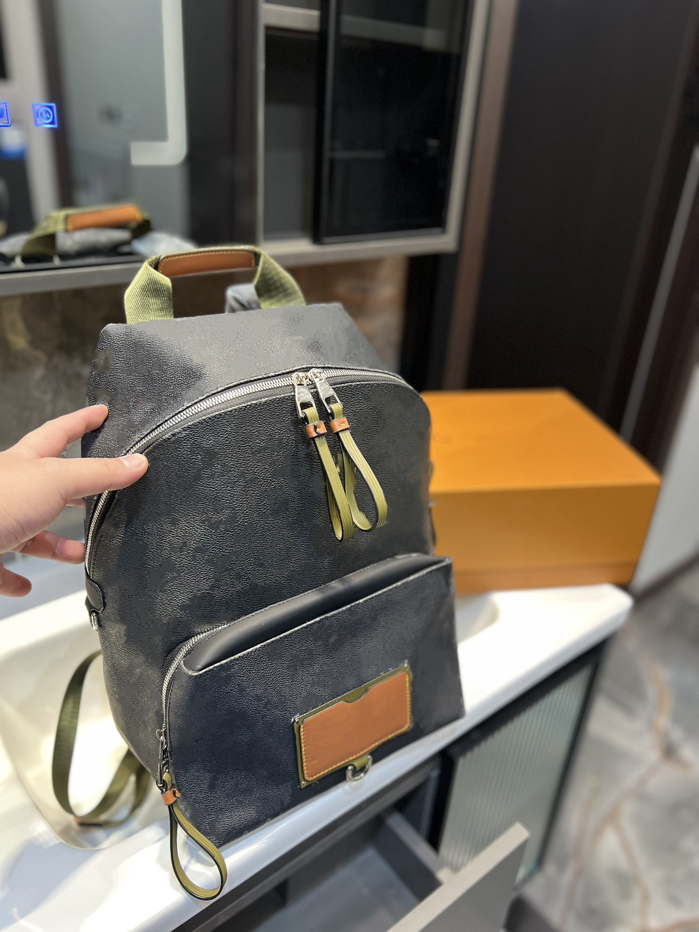 Designer backpack Knapsack book bag Luxury Brand Bags double G Ophidia Purse back pack shoulder straps backpacks Women men Leather travel Satchels Wallet Purses
Designer backpack Knapsack book bag Luxury Brand Bags double G Ophidia Purse back pack shoulder straps backpacks Women men Leather travel Satchels Wallet Purses