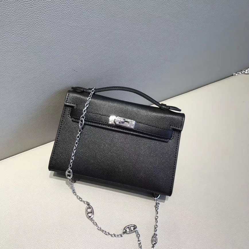 2023 Women Bags Factory Handbags 55%off women's leather one shoulder messenger mini bag silver buckle Designer Luxury Shoulder Handbags, White8
2023 Women Bags Factory Handbags 55%off women's leather one shoulder messenger mini bag silver buckle Designer Luxury Shoulder Handbags, White8
