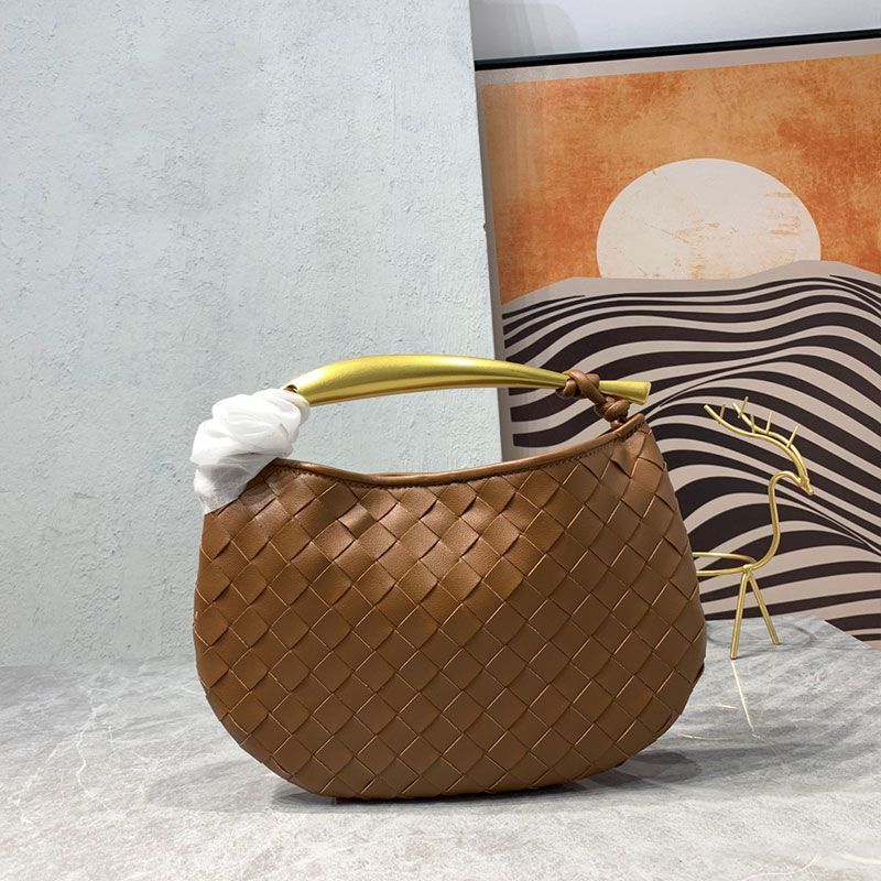 Designer Sardine Women Tote Weave Small Bag Intrecciato Leather With Gold Copper Metal Handle Single Compartment Magnetic Closure Handbag Clutch Purse Bags
Designer Sardine Women Tote Weave Small Bag Intrecciato Leather With Gold Copper Metal Handle Single Compartment Magnetic Closure Handbag Clutch Purse Bags