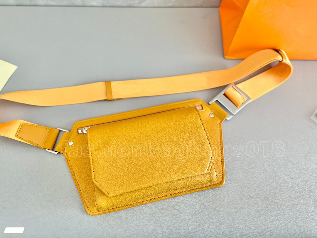 Designer SLING Bag Crossbody Sling Backpack Monograms Travel Fanny Packs Chest Bag Daypack Mens Small Shoulder Crossbody Shoulder Purses Belt Bag M57081, Ss
Designer SLING Bag Crossbody Sling Backpack Monograms Travel Fanny Packs Chest Bag Daypack Mens Small Shoulder Crossbody Shoulder Purses Belt Bag M57081, Ss