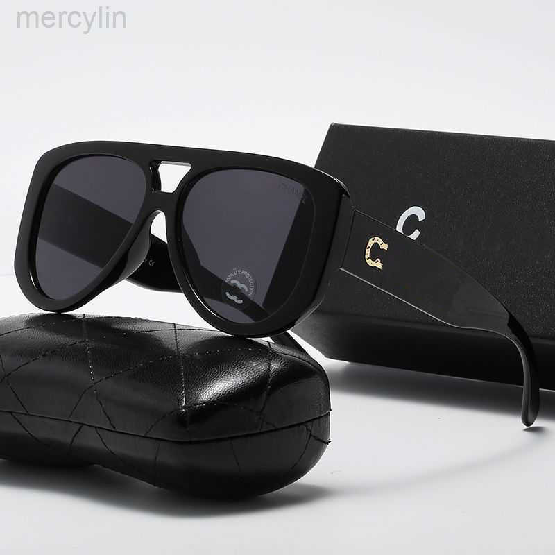 Luxurious Designer Channel Sunglasses Chanei Fashion Sunglasses Trend Large Frame Men's And Women's Sunglasses Classic Street Photo Travel Anti-glare Glasses
Luxurious Designer Channel Sunglasses Chanei Fashion Sunglasses Trend Large Frame Men's And Women's Sunglasses Classic Street Photo Travel Anti-glare Glasses