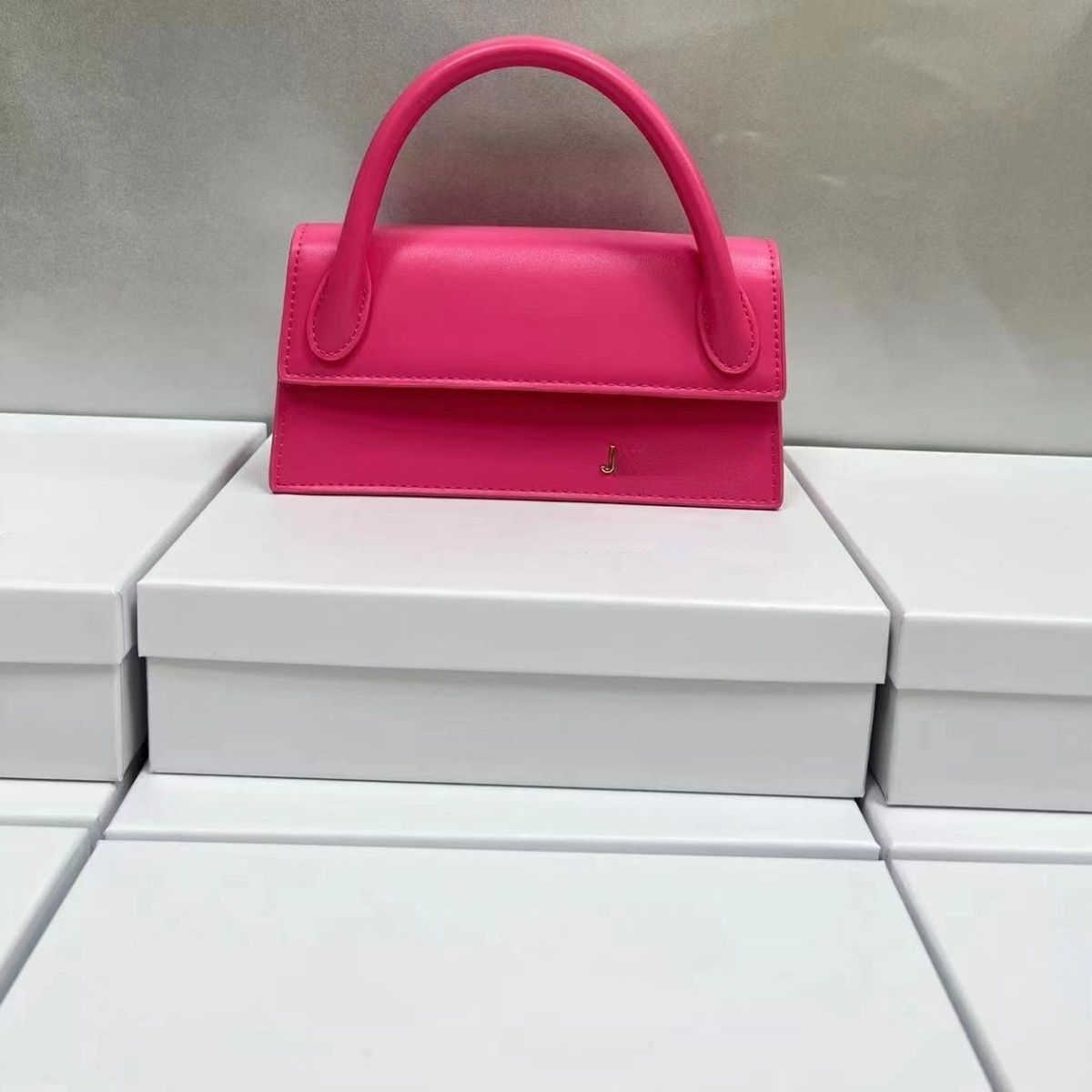 Brand Designer Bags Handbags Shoulder Crossbody Bag Tote Bag 2023 New Fashion Multifunctional Portable Shoulder Diagonal Envelope Pack Factory Direct Sale, White planar grain 21cm
Brand Designer Bags Handbags Shoulder Crossbody Bag Tote Bag 2023 New Fashion Multifunctional Portable Shoulder Diagonal Envelope Pack Factory Direct Sale, White planar grain 21cm