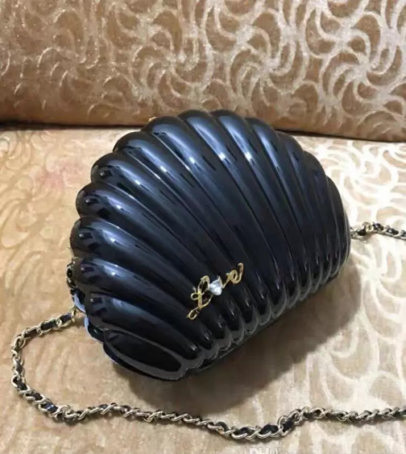 Designer Bag Shell shape Evening Acrylic shoulder case classic pattern Women bag white black 2 color come with gift box