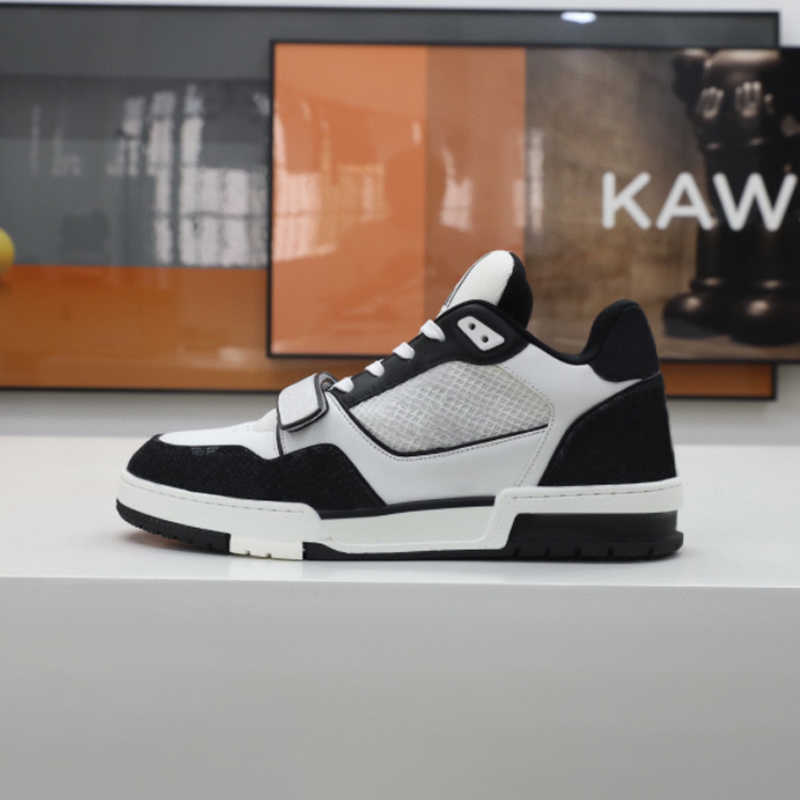 Designer Men Trainer Sneaker Women Luxurys Casual Shoes Printing Embossed Grained Rubber Runner Trainers Platform Low Sneakers 35-46 With Box NO268