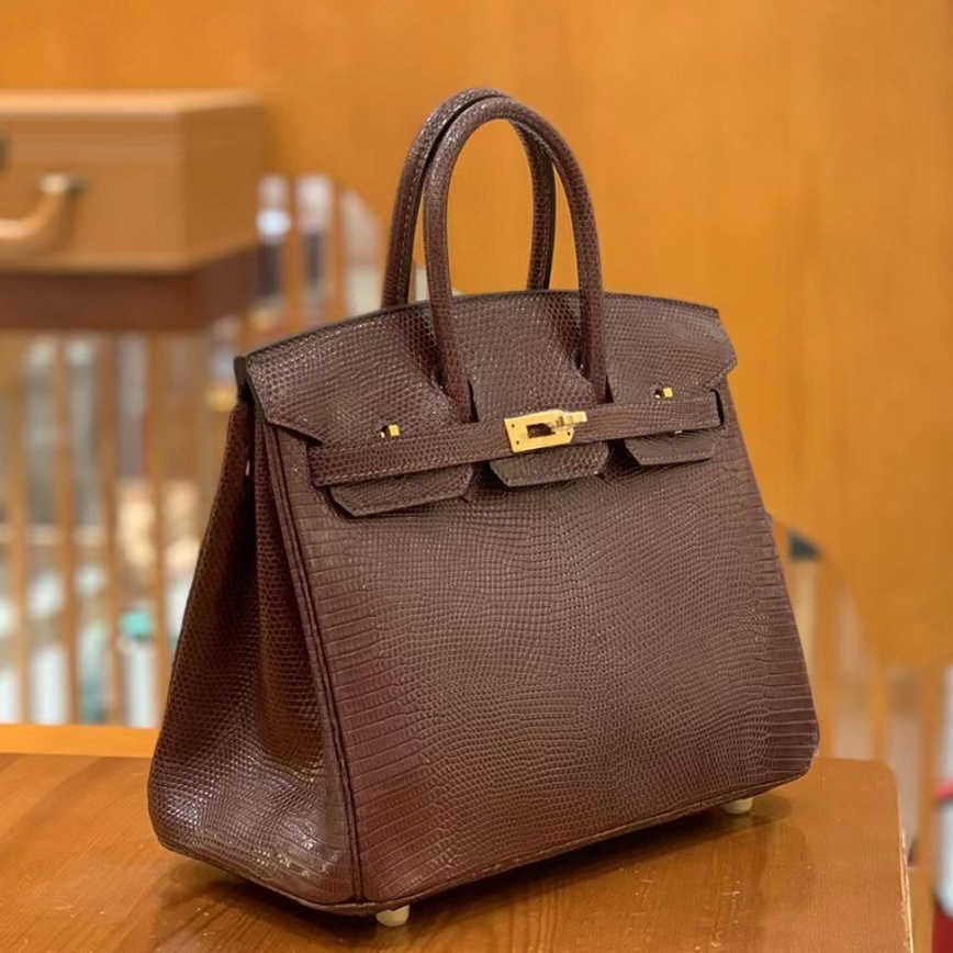 2023 Women Bags Factory Handbags 55%off leather hand women's buckle bag Designer Luxury Shoulder Handbags, Wine red gold buckle
2023 Women Bags Factory Handbags 55%off leather hand women's buckle bag Designer Luxury Shoulder Handbags, Wine red gold buckle
