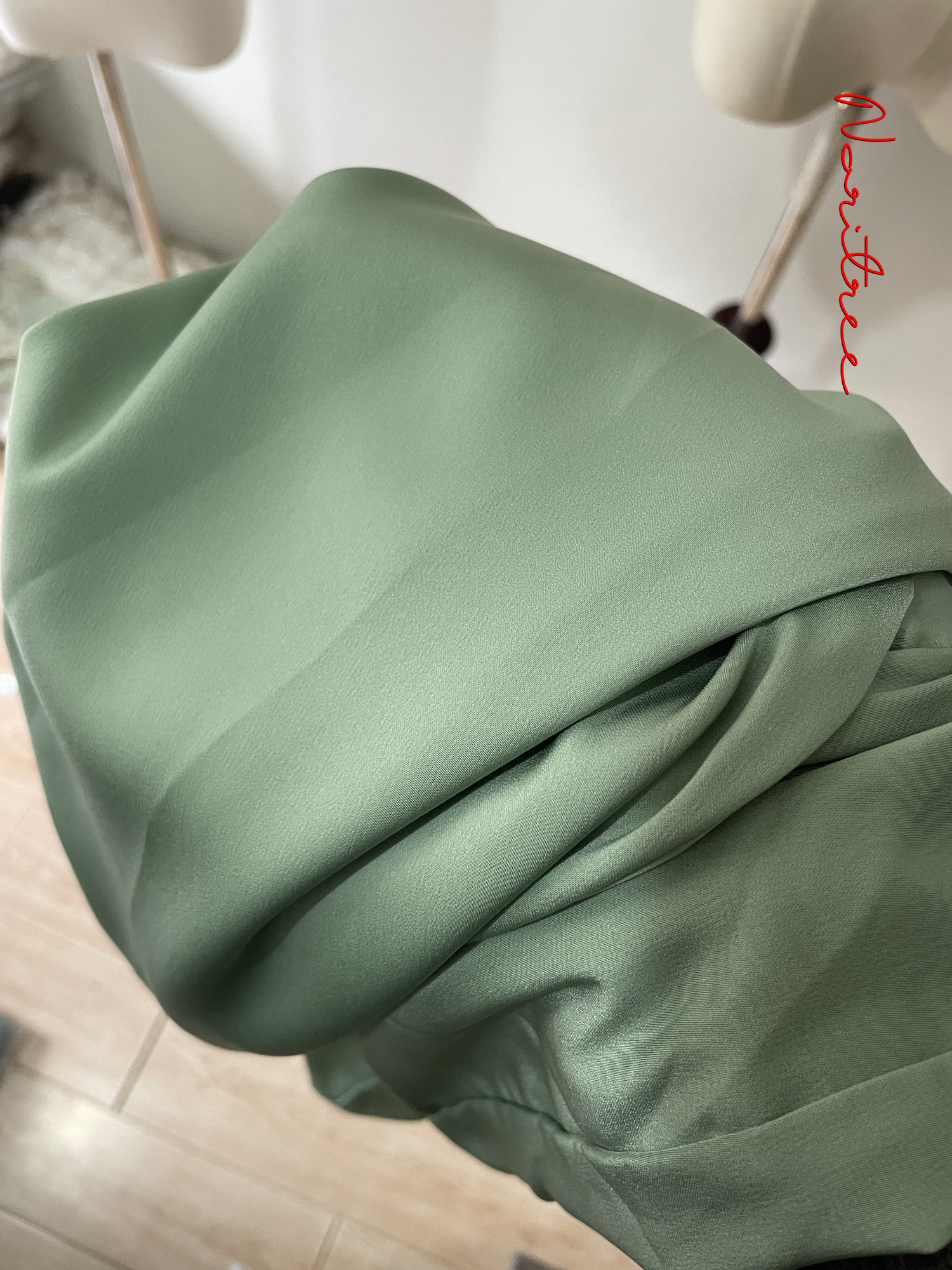 Shimmering Satin Ramadan Djellaba: Modest Muslim Eid Dress, Soft Silky Dubai Abaya