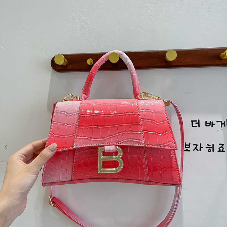 Women Bags Trend Handbags 55%off leather color-changing handbag texture one-shoulder diagonal women's bag Female Totes Shoulder Handbags for Women, Black7
Women Bags Trend Handbags 55%off leather color-changing handbag texture one-shoulder diagonal women's bag Female Totes Shoulder Handbags for Women, Black7