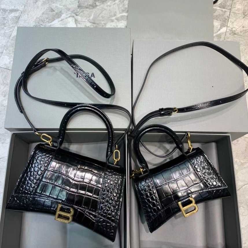 Women Bags Trend Handbags 55%off Hourglass One Shoulder Crossbody Leather Women's Bag Female Totes Shoulder Handbags for Women, Wathet
Women Bags Trend Handbags 55%off Hourglass One Shoulder Crossbody Leather Women's Bag Female Totes Shoulder Handbags for Women, Wathet