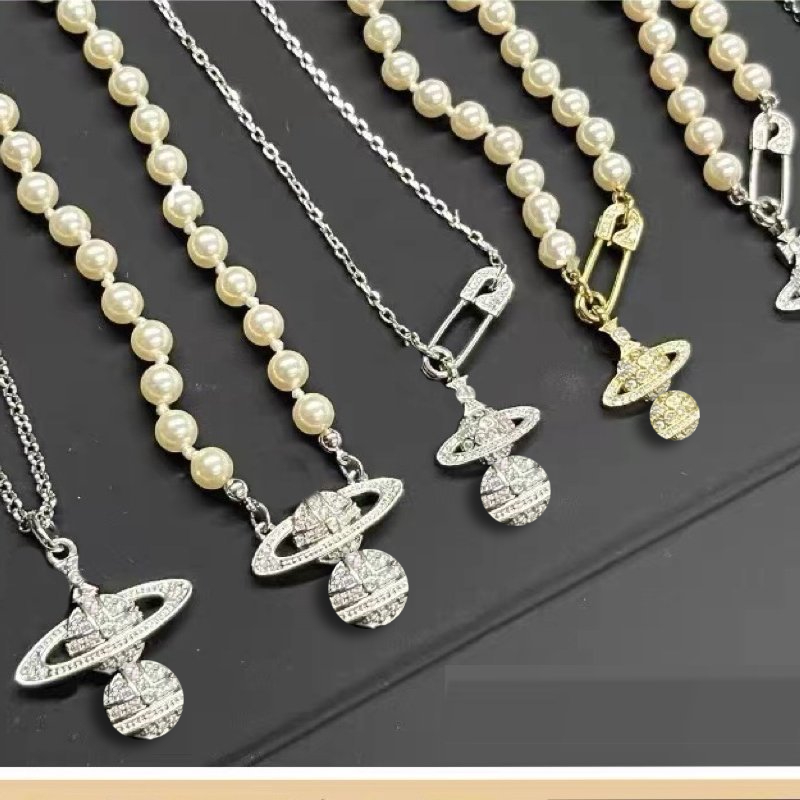 pinzircon pendant saturn necklace for women gold mens chain exquisite Luxurious Planet Pin Necklace Fashionable Diamond Inlaid 925 sterling silver
pinzircon pendant saturn necklace for women gold mens chain exquisite Luxurious Planet Pin Necklace Fashionable Diamond Inlaid 925 sterling silver