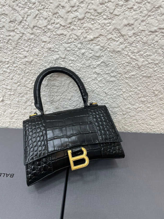New Fashion Bags for Women 70%off Hourglass Leather Cowhide Single Shoulder Women's Bag Luxury Designer Handbags Purse, Black (original logo of crocodile)
New Fashion Bags for Women 70%off Hourglass Leather Cowhide Single Shoulder Women's Bag Luxury Designer Handbags Purse, Black (original logo of crocodile)