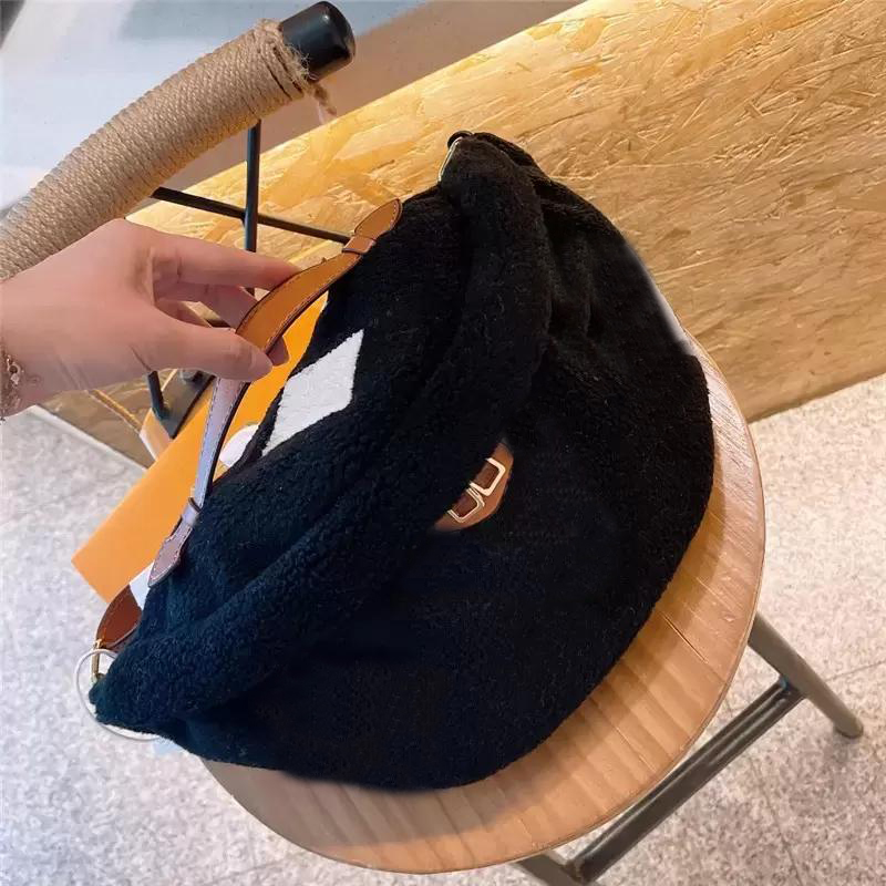 Women Crossbody Bag Teddy Bumbag Designer Mens Fluffy Shoulder Bags Fashion Waist Belts Fuzzy Bum Bag Cross Body Handbags Fanny Pack Purses