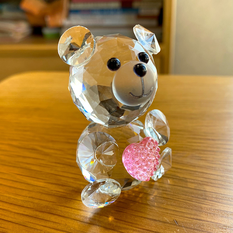 Decorative Objects Figurines Cute Crystal Bear With Love Heart Glass Fashion Ornament Lovely Animal Paperweight Wedding Home Decor Christmas Gifts 230