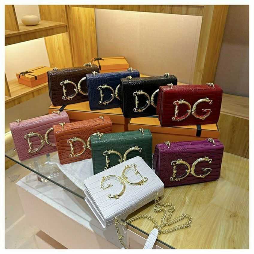 Factory Wholesale Women's Bag small square red high-quality bag female Shoulder Messenger Handbags 55%off
Factory Wholesale Women's Bag small square red high-quality bag female Shoulder Messenger Handbags 55%off