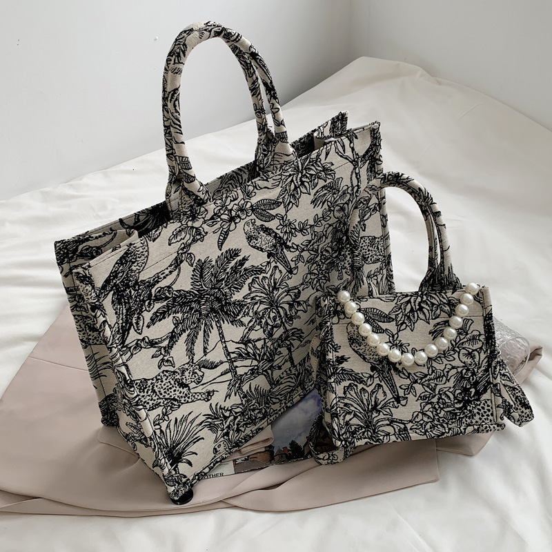 Evening Bags 3 Atyles Luxury Designer Handbag Brand Top Handle Bags Jacquard Embroidery Shopper Beach Woman Shoulder Bag Tote Bag 230221, Small
Evening Bags 3 Atyles Luxury Designer Handbag Brand Top Handle Bags Jacquard Embroidery Shopper Beach Woman Shoulder Bag Tote Bag 230221, Small