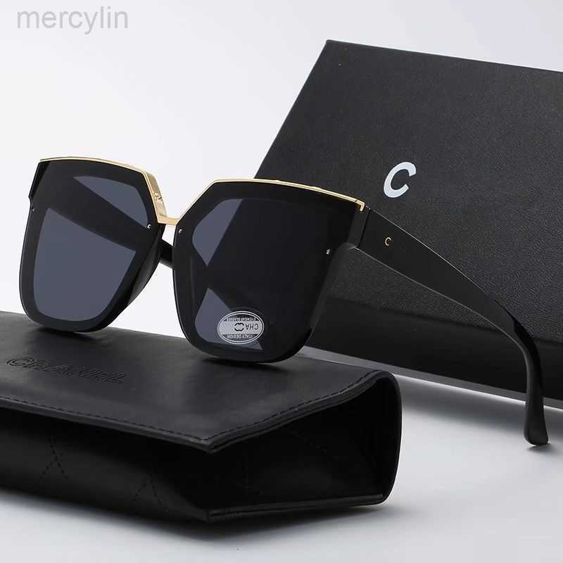 Luxurious Designer Channel Sunglasses Chanei Sunglasses Fashion Large Frame Sunglasses Thickened Lenses Personalized Outdoor Anti-glare Sunglasses
Luxurious Designer Channel Sunglasses Chanei Sunglasses Fashion Large Frame Sunglasses Thickened Lenses Personalized Outdoor Anti-glare Sunglasses