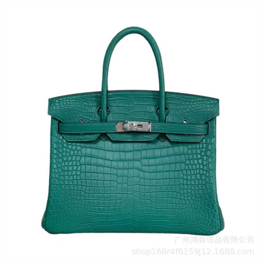 Factory Wholesale Women's Bag bag women's handbag made pieces leather Shoulder Messenger Handbags 55%off, Malachite green
Factory Wholesale Women's Bag bag women's handbag made pieces leather Shoulder Messenger Handbags 55%off, Malachite green