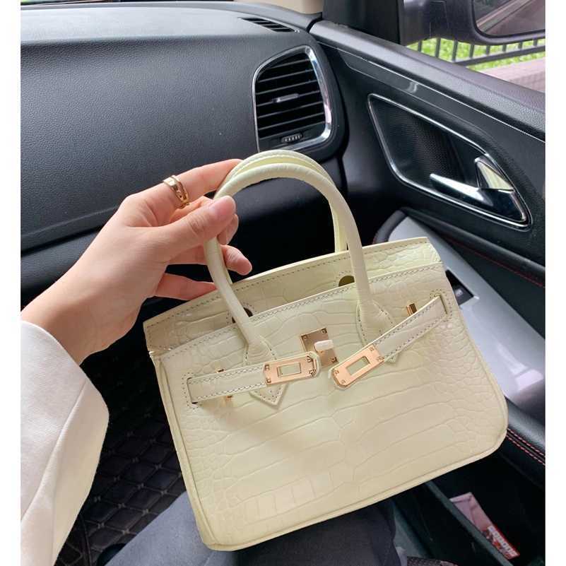 Designer Birkins Handbag Bag Mini Messenger High Grade Crocodile Grain Cowhide Women Spring and Summer Versatile zc, Crocodile pink 20cm
Designer Birkins Handbag Bag Mini Messenger High Grade Crocodile Grain Cowhide Women Spring and Summer Versatile zc, Crocodile pink 20cm