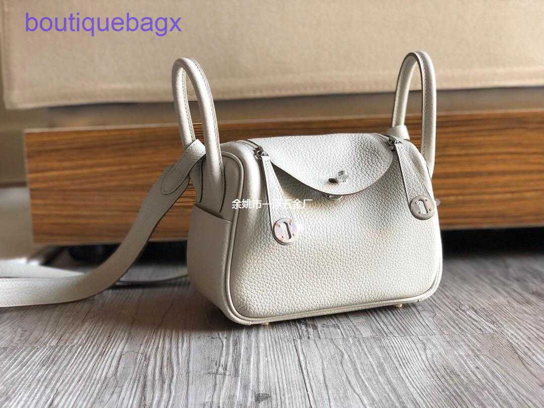 Authentic merchandise Genuine Lindi Bags H ermes for sale 2023h home Mini Bag doctor's medicine case TC cow leather manual wax line one shouldHave Real Logo, Elephant grey 19cm size gold and
Authentic merchandise Genuine Lindi Bags H ermes for sale 2023h home Mini Bag doctor's medicine case TC cow leather manual wax line one shouldHave Real Logo, Elephant grey 19cm size gold and