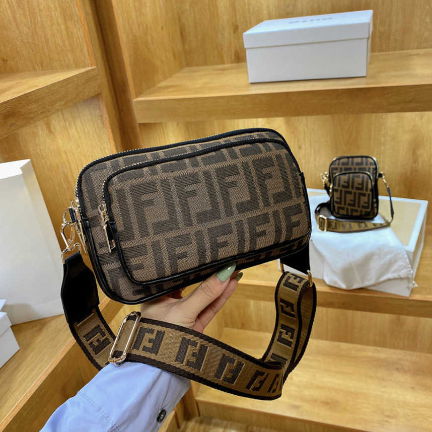 Women Bags Trend Handbags 55%off women's broadband single-shoulder messenger versatile three-layer bag Female Totes Shoulder Handbags for Women, Horizontal payment
Women Bags Trend Handbags 55%off women's broadband single-shoulder messenger versatile three-layer bag Female Totes Shoulder Handbags for Women, Horizontal payment