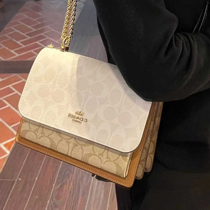 2023 Women Bags Factory Handbags 55%off women's white small square chain bag Designer Luxury Shoulder Handbags, Milk tea color
2023 Women Bags Factory Handbags 55%off women's white small square chain bag Designer Luxury Shoulder Handbags, Milk tea color
