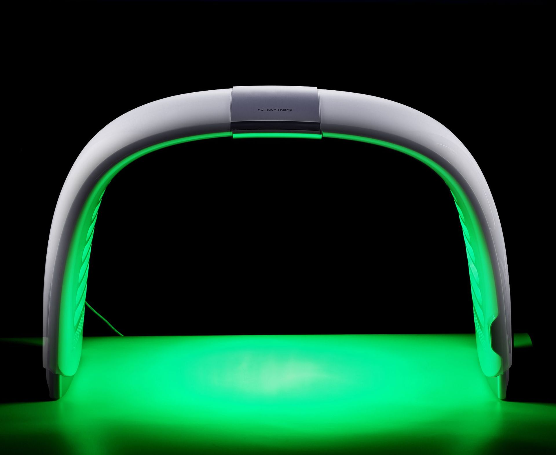 Skin Care Tools Beauty Ems Facial Massager Led Light Therapy Skin Whitening Laser Pdt Facial Machine CE FDA Approved