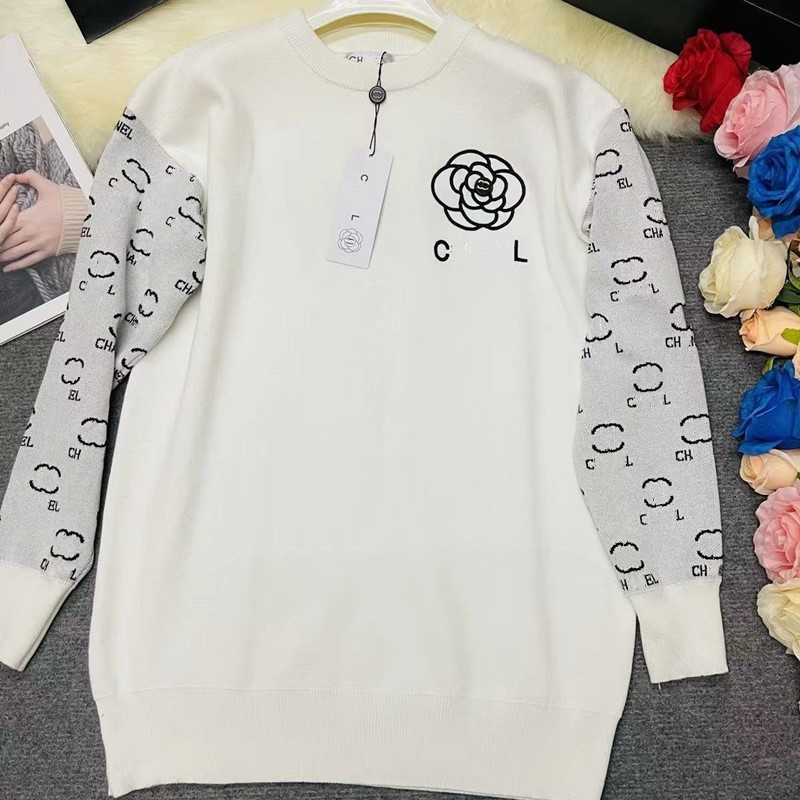 Women new Long Sleeve Sweater two C letters 2023 Crewneck Knit Coats Fashion brand Top Lady T Shirt High Quality Sweater Autumn Trendy Outdoor Streetwear, Cc1
Women new Long Sleeve Sweater two C letters 2023 Crewneck Knit Coats Fashion brand Top Lady T Shirt High Quality Sweater Autumn Trendy Outdoor Streetwear, Cc1