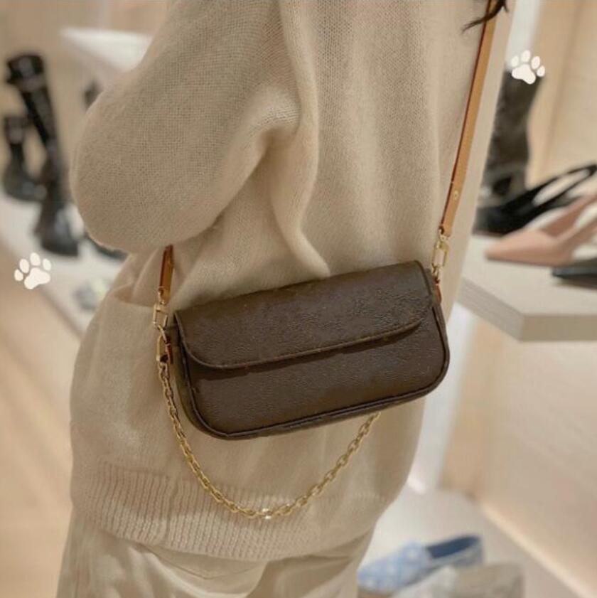Designer Women Luxury Bag handbag shoulder bags purse clutch wallet flowers letters pattern with chain, 81992 flowers
Designer Women Luxury Bag handbag shoulder bags purse clutch wallet flowers letters pattern with chain, 81992 flowers