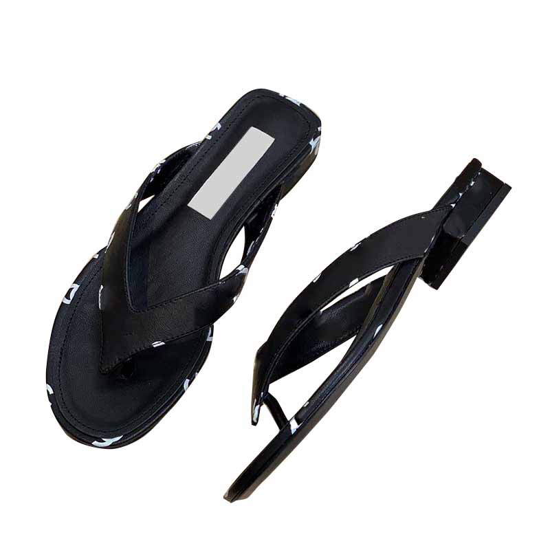 Womens Sheepskin Printed Slippers Flip Flops Outdoor Beach Shoe Designer Low Heels Sandals Ladies Slides Slip-on Quilted Texture Round Toes Outdoor Mules Large Size