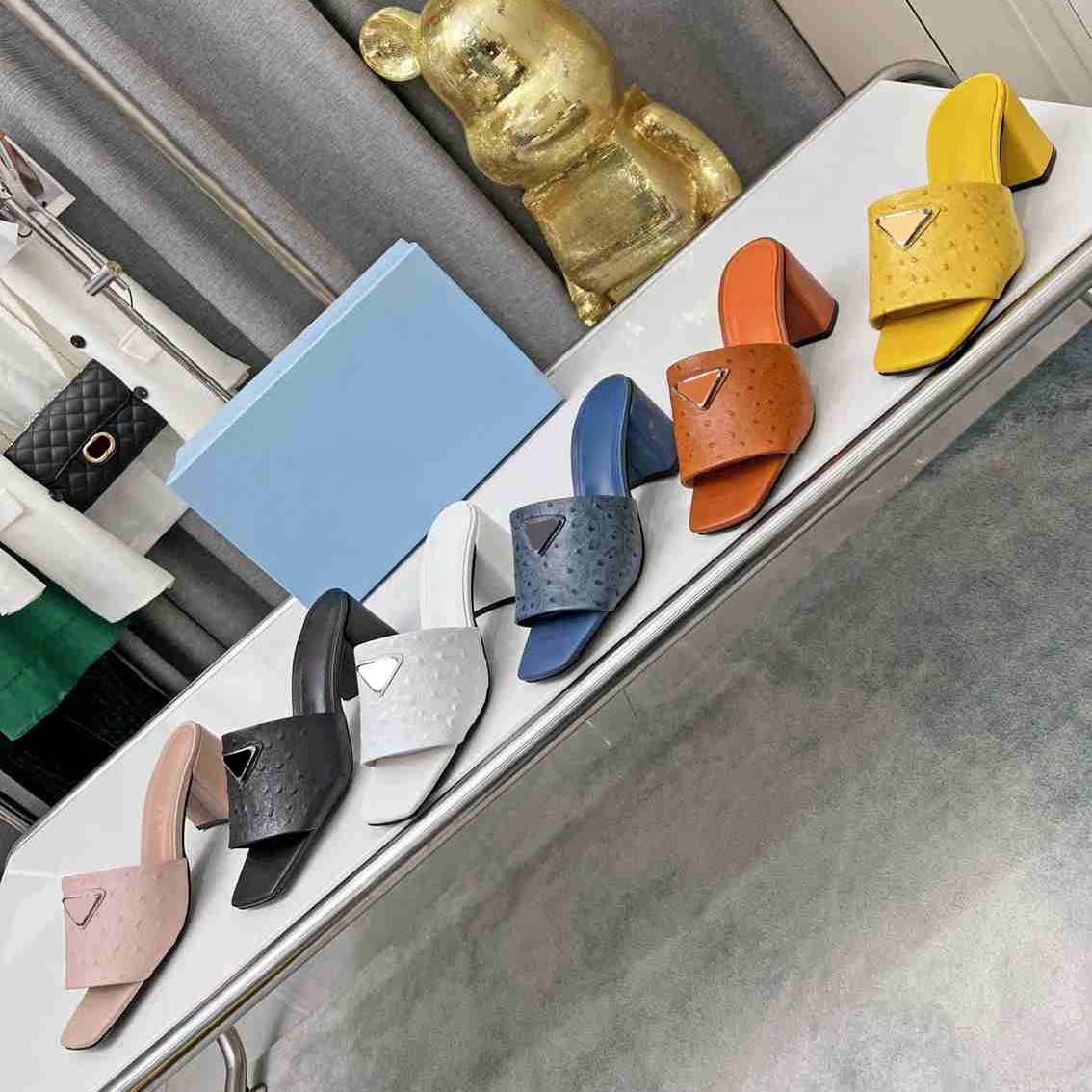 nappa Leather Heels Women high heels Unique Designer open-toe Dress Wedding Shoes Sexy shoes Letters heel Sandals pumps heels size 35-42
nappa Leather Heels Women high heels Unique Designer open-toe Dress Wedding Shoes Sexy shoes Letters heel Sandals pumps heels size 35-42