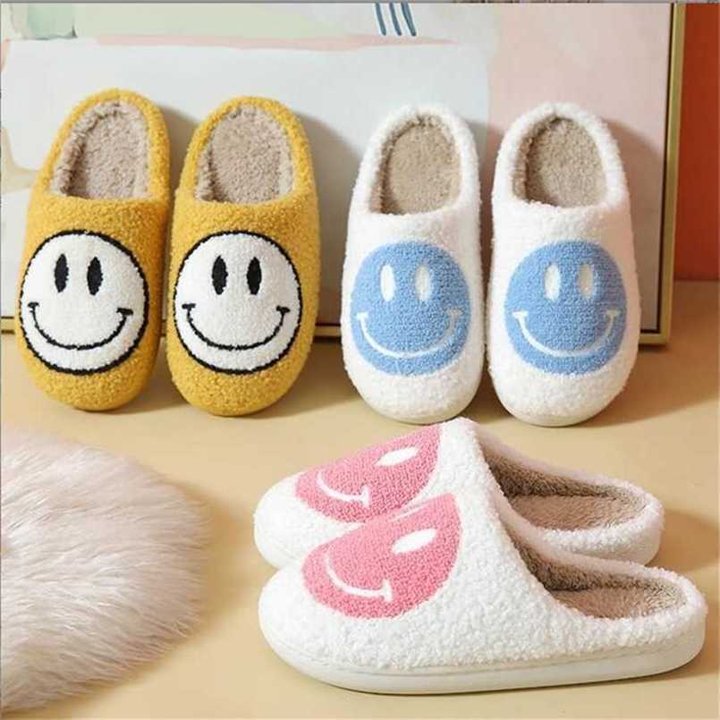 2022 Winter Women Smiley Slippers Fluffy Faux Fur Smile Face Household Soft Shoes for Indoor Female Outdoor 211023 fiveTSON