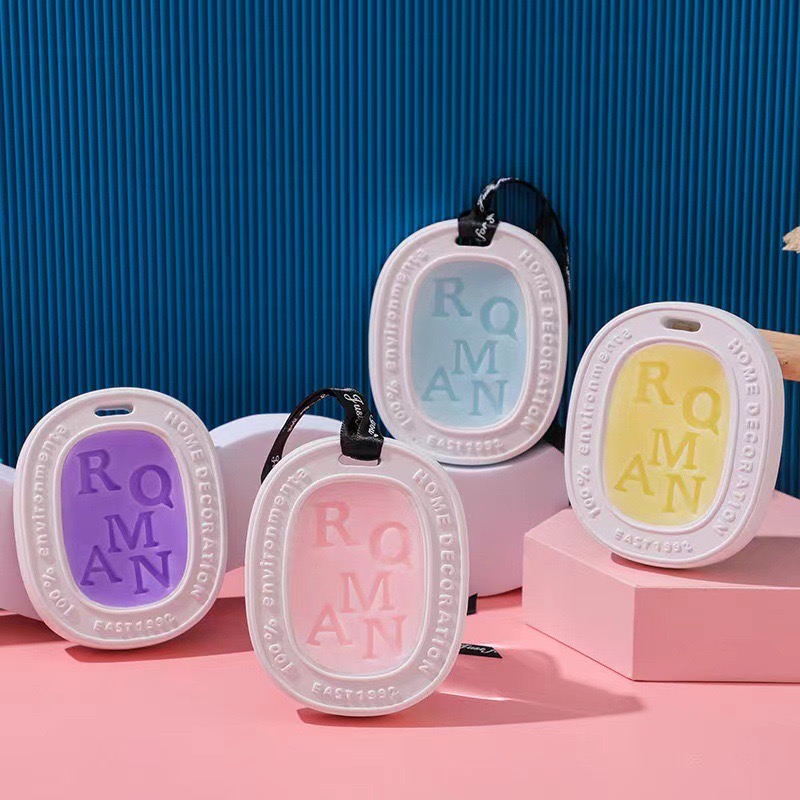 Luxury Fashion perfume Home Air Freshener Incense Solid Deodorant With Hanger Lanyard Wholesale Car Perfume Diffuser Aromatherapy Y260131