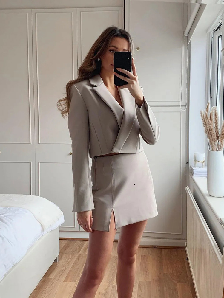 Two Piece Dress Stylish Elegant Skirt Suits Women Fashion 2 Buttons Cropped Blazer Side Split Mini Skirts Female Chic Sets 230222