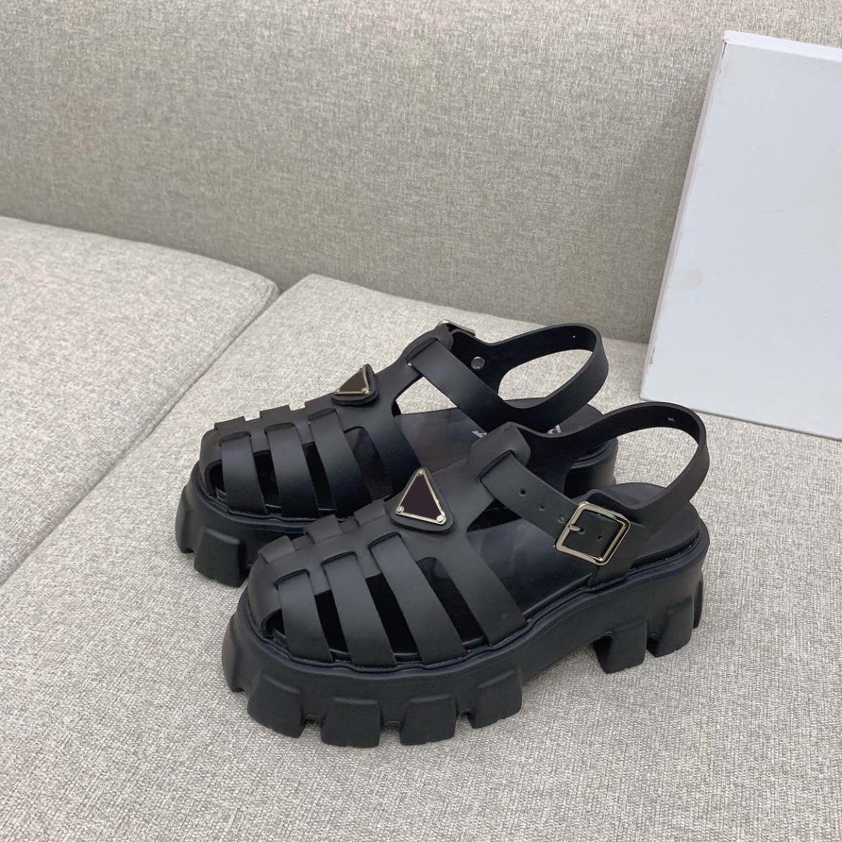 With Box Prad Black Monolith Platform Gladiator rubber pradas sandals Triangle logo smooth leather shoes women luxury designer Ankle-strap Chunk uY, Green
With Box Prad Black Monolith Platform Gladiator rubber pradas sandals Triangle logo smooth leather shoes women luxury designer Ankle-strap Chunk uY, Green