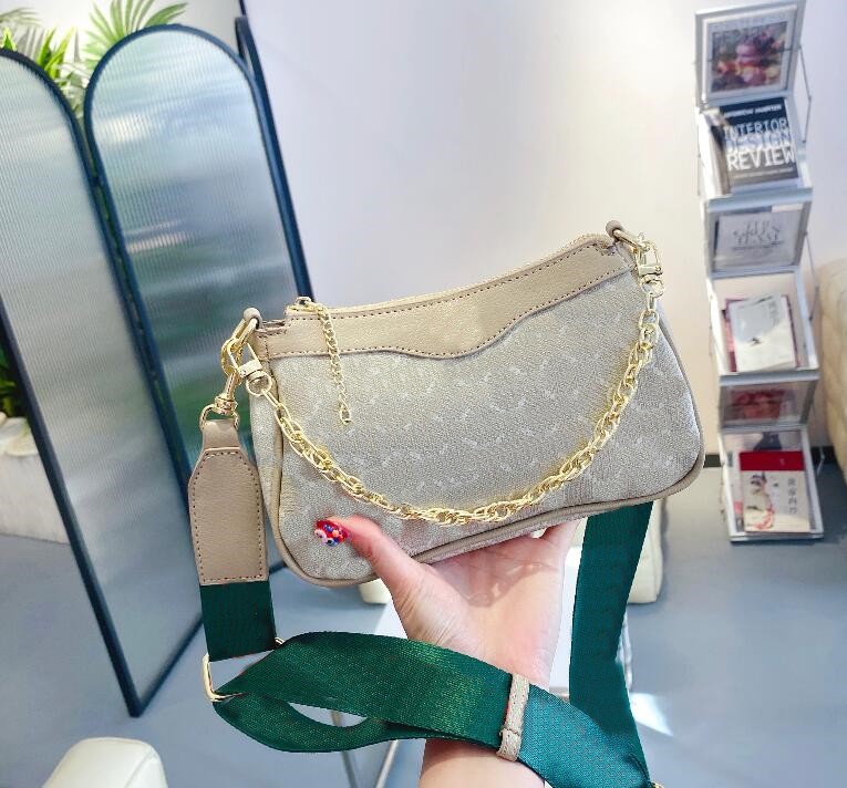 Wholesale Ladies bags Fashion Women's Shoulder Classic Women's Bag Tote Bag Crossbody Tote Bag, Coffee
Wholesale Ladies bags Fashion Women's Shoulder Classic Women's Bag Tote Bag Crossbody Tote Bag, Coffee