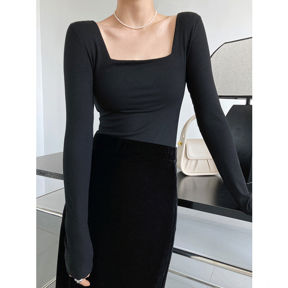 Women's Knits Tees Long-sleeved square-neck t-shirt women's slim-fit exposed collarbone low-neck short top bottoming shirt 230222